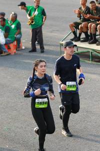 BIB: 1623, 1524
                            <button type="button" onclick="openModal(3552540)" class="btn btn-primary btn-sm float-right btn-popup" data-toggle="modal" data-target=".modal-high-quality">
                        <i class="fas fa-shopping-cart"></i> Add to Cart
                    </button>
                                            <button type="button" onclick="isThisMe(3552540, true)" class="btn btn-success btn-sm float-right btn-popup btn-isme hidden" data-toggle="tooltip" data-placement="bottom" title="นี่คือรูปของคุณใช่ไหม คลิกที่นี่เพื่อเอาเข้าอัลบั้ม">
                        <i class="fas fa-plus"></i> Add to album
                    </button>
                    <button type="button" onclick="isThisMe(3552540, false)" class="btn btn-warning btn-sm float-right btn-popup btn-isnotme hidden">
                        <i class="fas fa-ban"></i> Remove from album
                    </button>